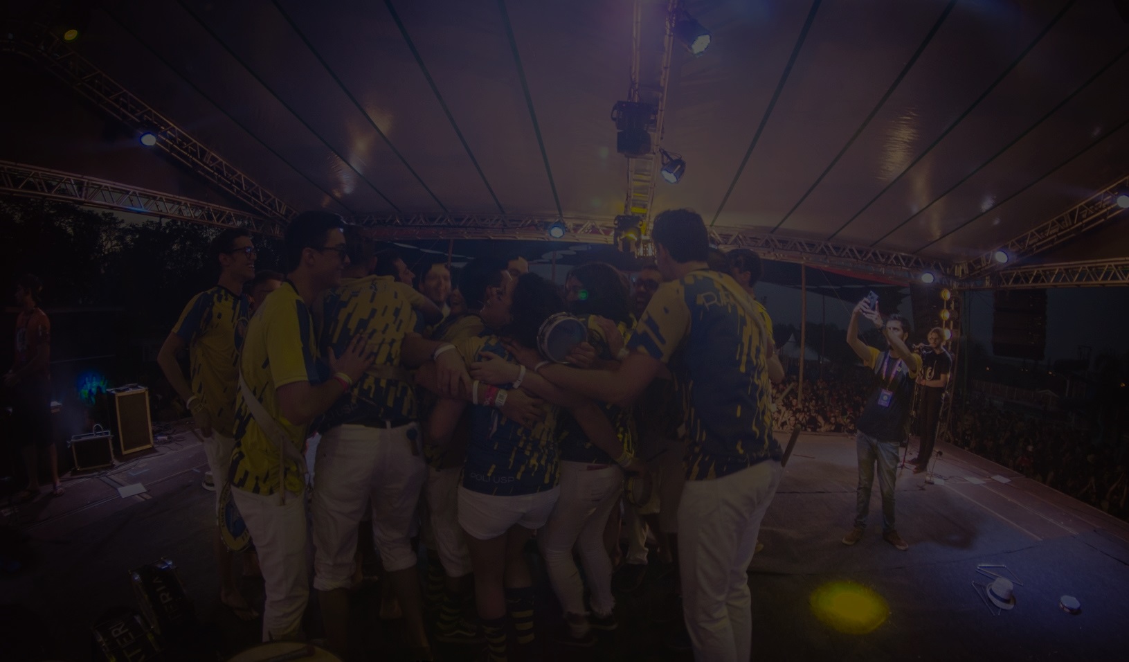 Foto da comemoração pós-apresentação do Interbatuc 2019